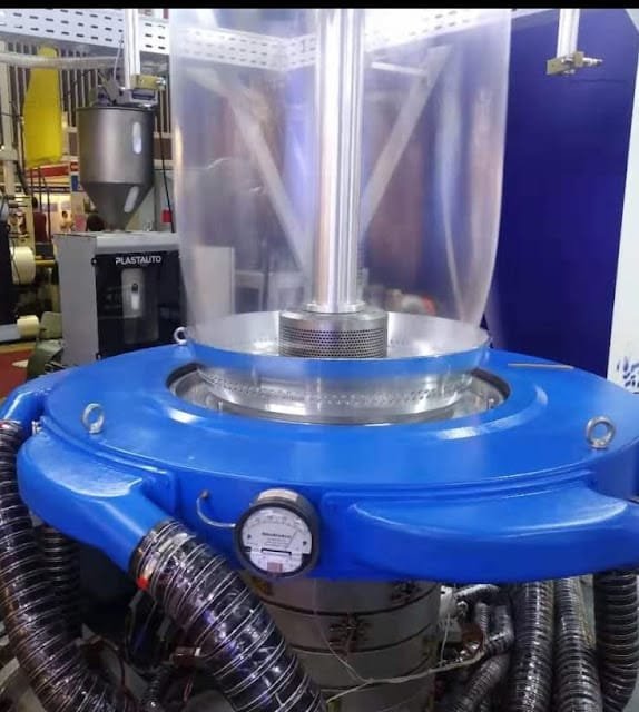 Blown film extrusion process - Tech Extrusion 1 Blown Film Extrusion